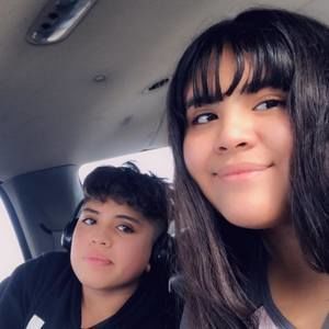 Meet your Posher, Cassandra